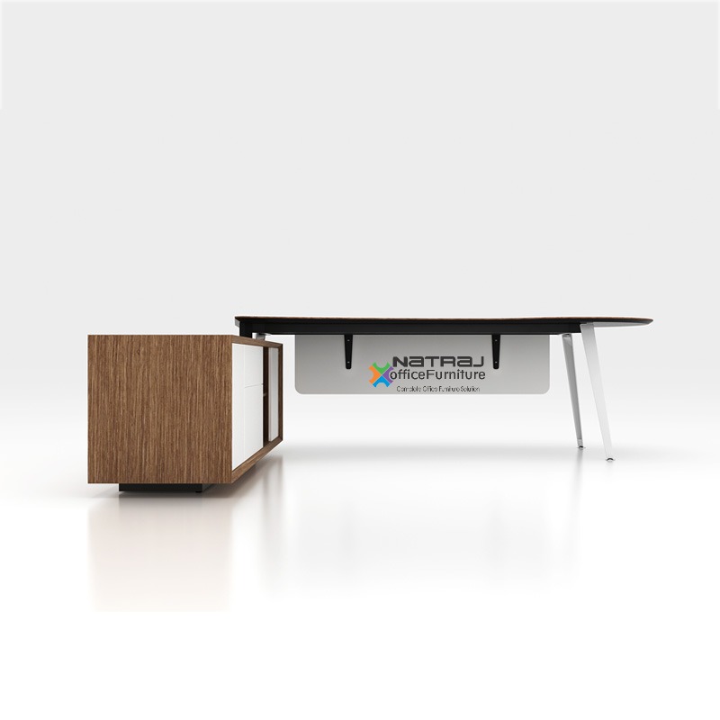 Alfa P Cabin Desk 1