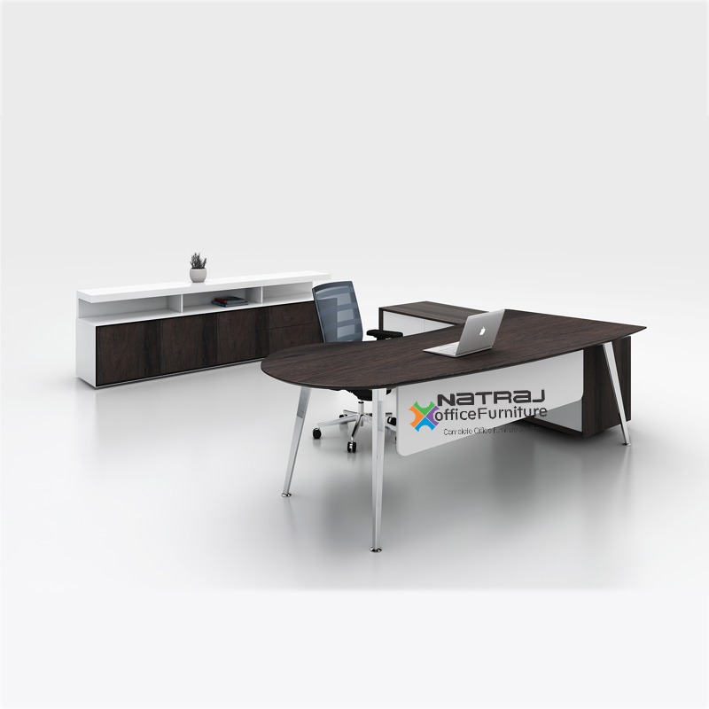 Alfa P Cabin Desk 5